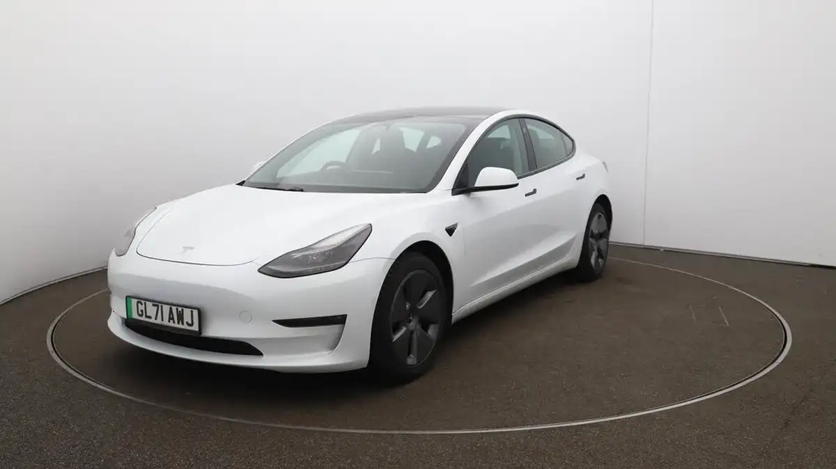 2021-tesla-model-3-e-long-range-awd-big-36