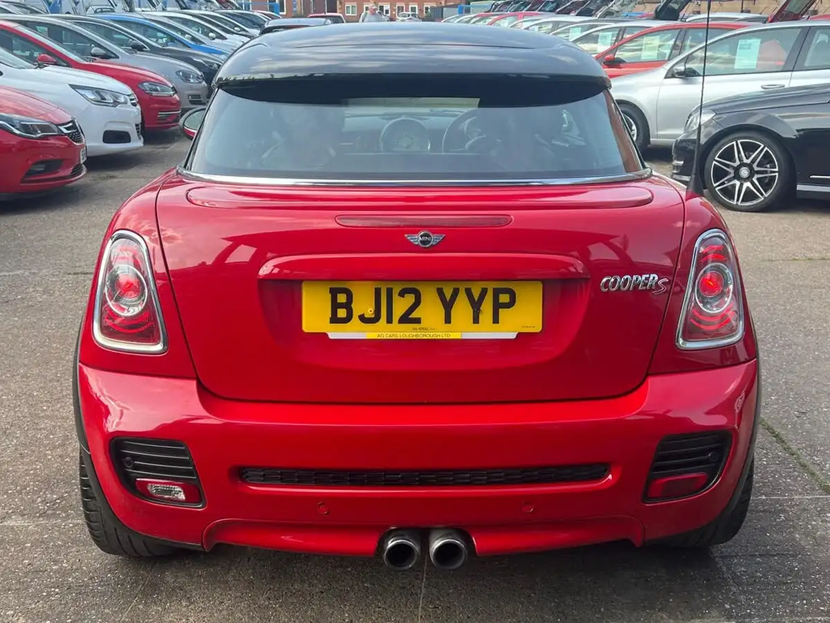 2012-mini-cooper-16-cooper-s-avenue-coupe-3d-big-11