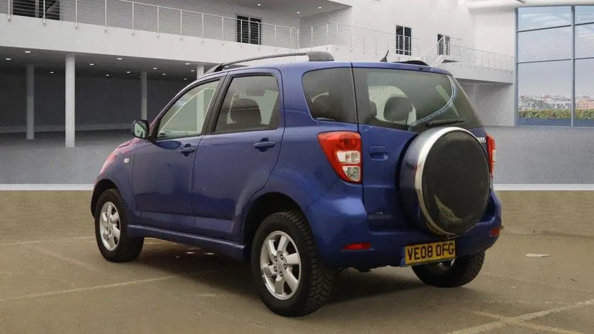 2008-daihatsu-terios-15-se-big-3
