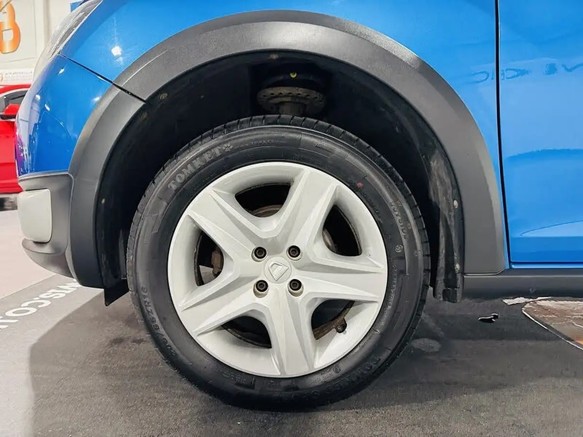 2016-dacia-sandero-stepway-15dci-ambiance-big-15