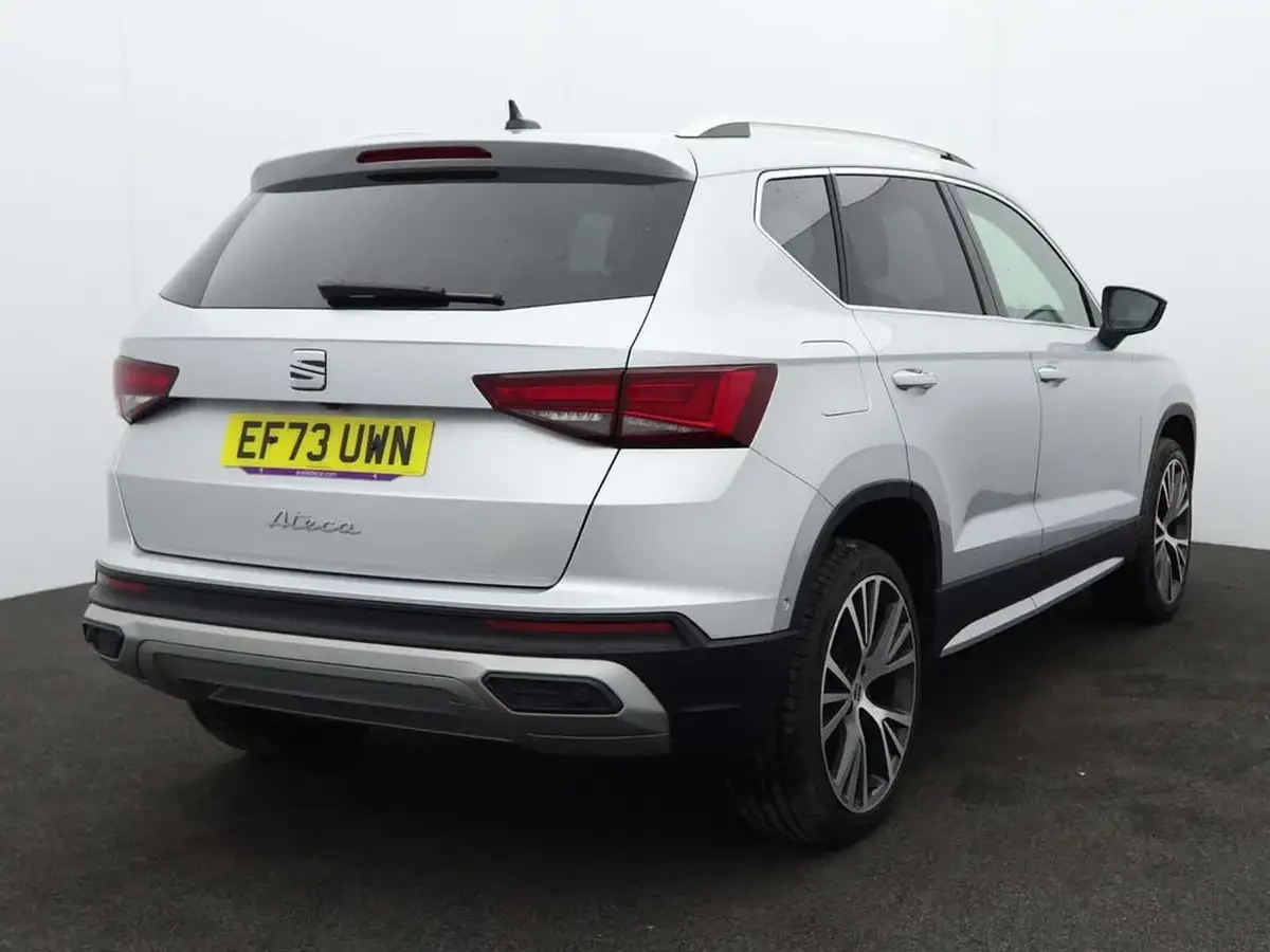 2024-seat-ateca-15-ecotsi-xperience-lux-big-4