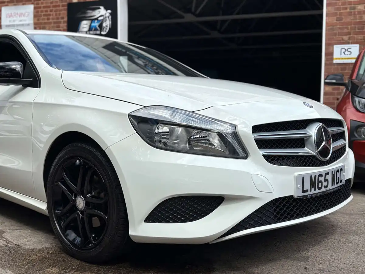 2015-mercedes-benz-a-class-15-cdi-a180-sport-109ps-big-3