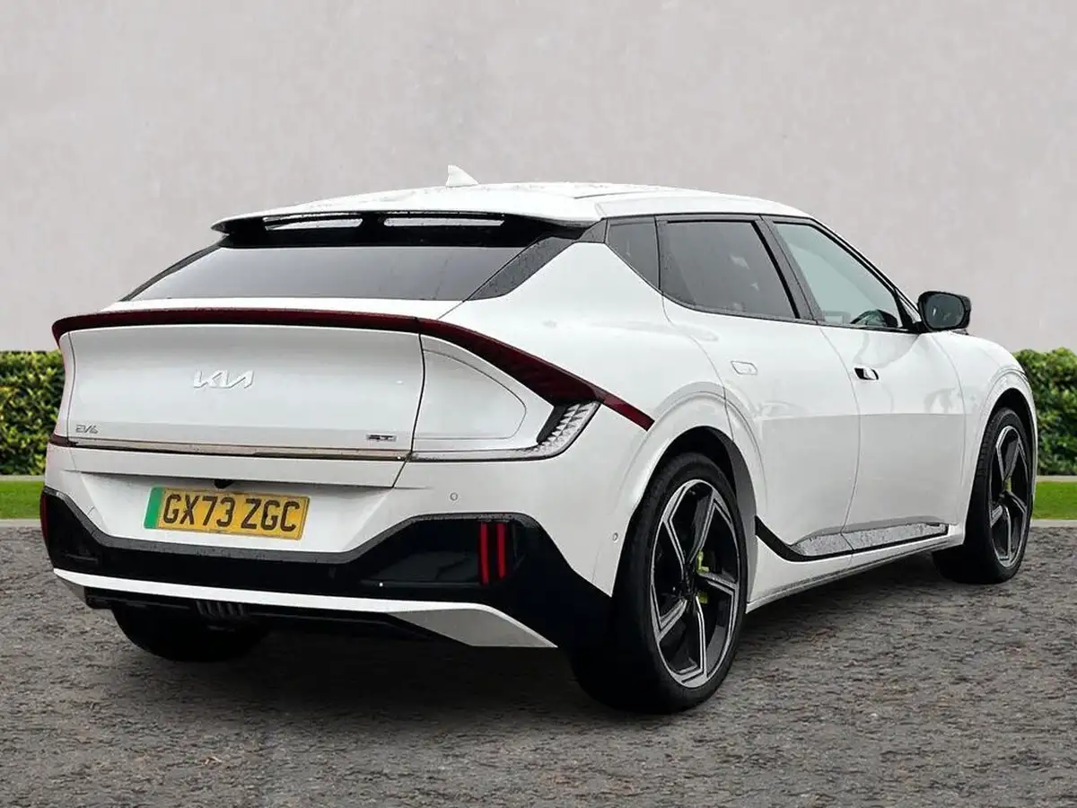 2023-kia-ev6-e-gt-big-2