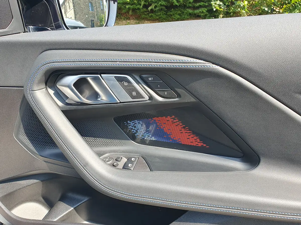 2023-bmw-2-series-30-m240i-big-26