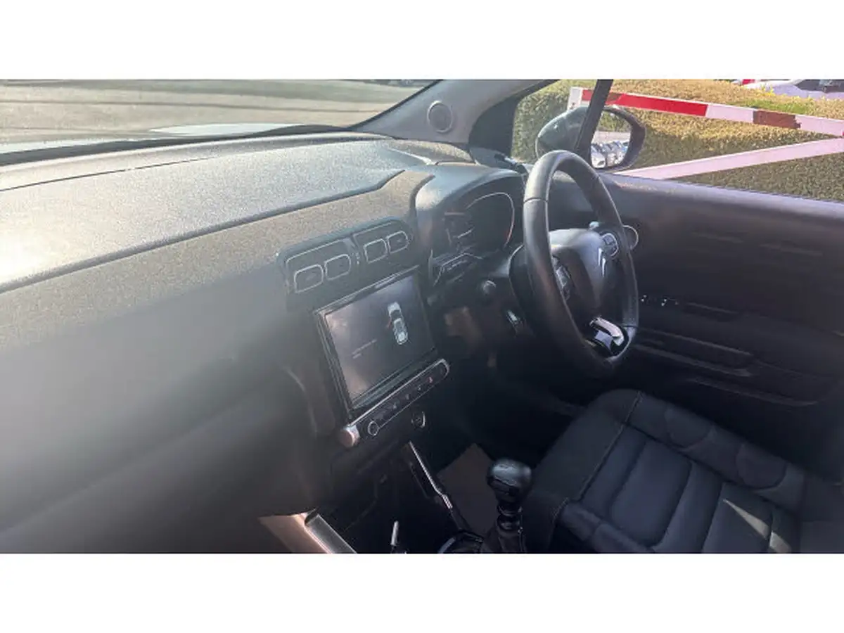 2023-citroen-c3-aircross-12-puretech-shine-plus-110ps-big-8