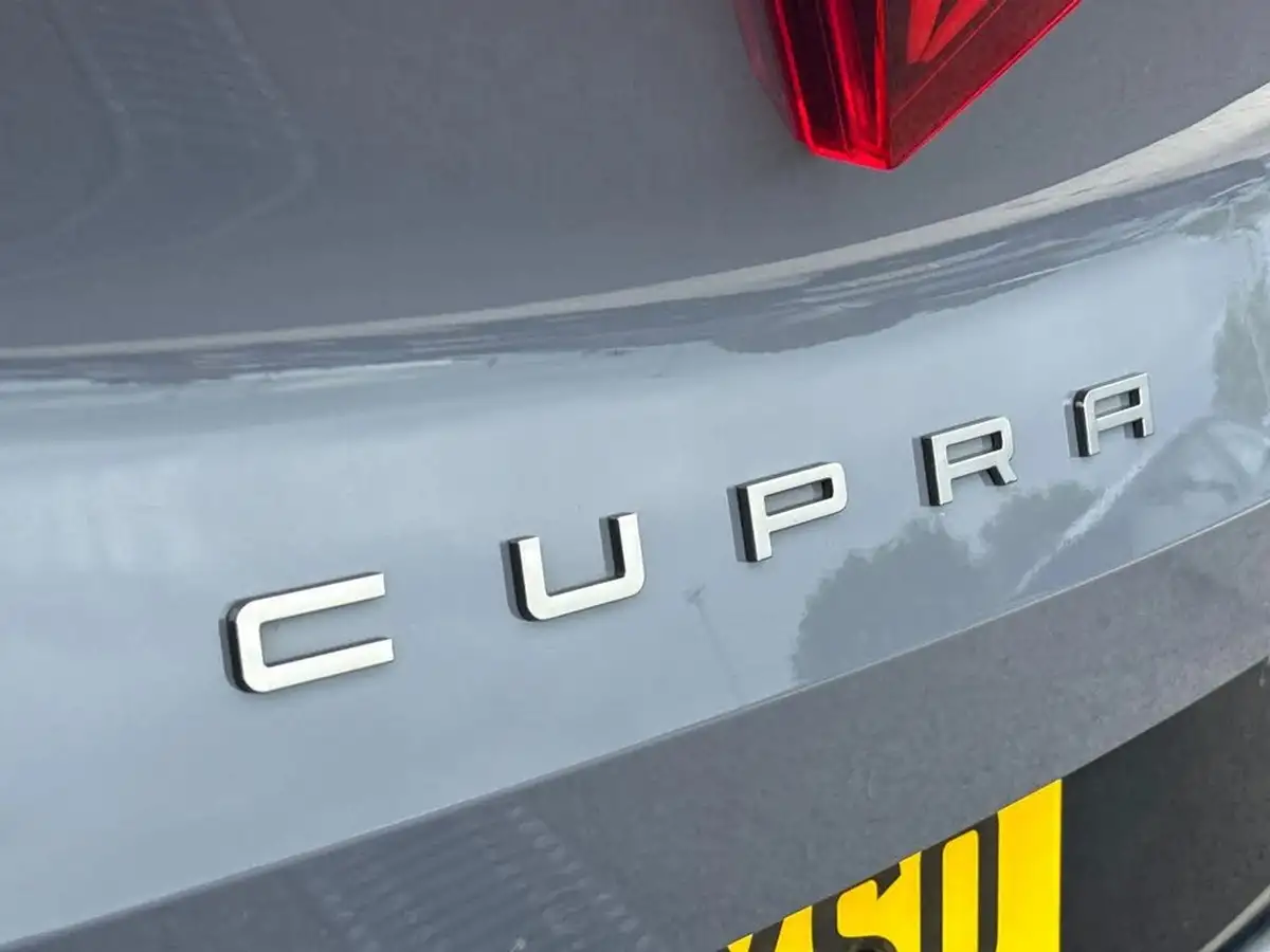 2024-cupra-formentor-20-tsi-vz2-333ps-4drive-big-24
