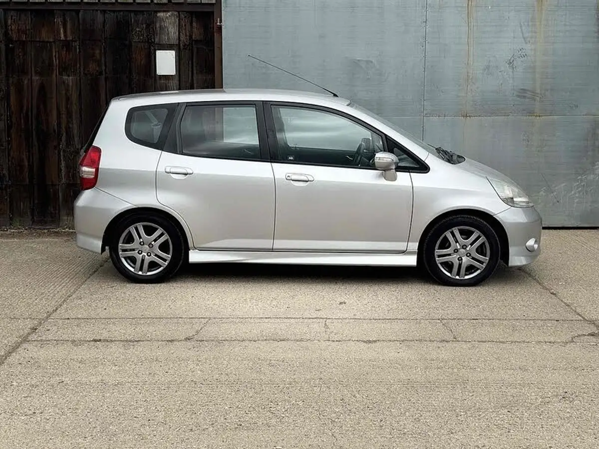 2007-honda-jazz-14-sport-cvt-7-big-4