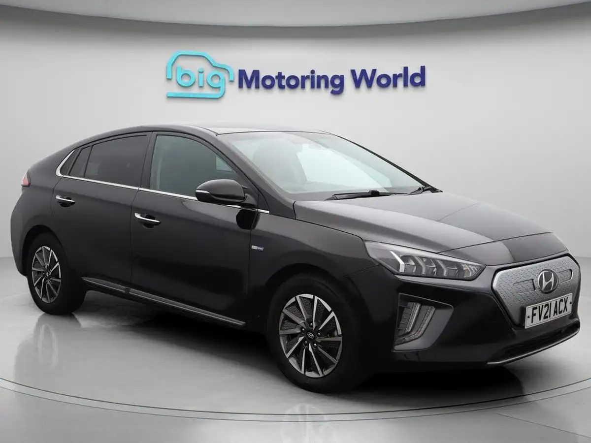 2021-hyundai-ioniq-e-premium-se-electric-100kw-big-0