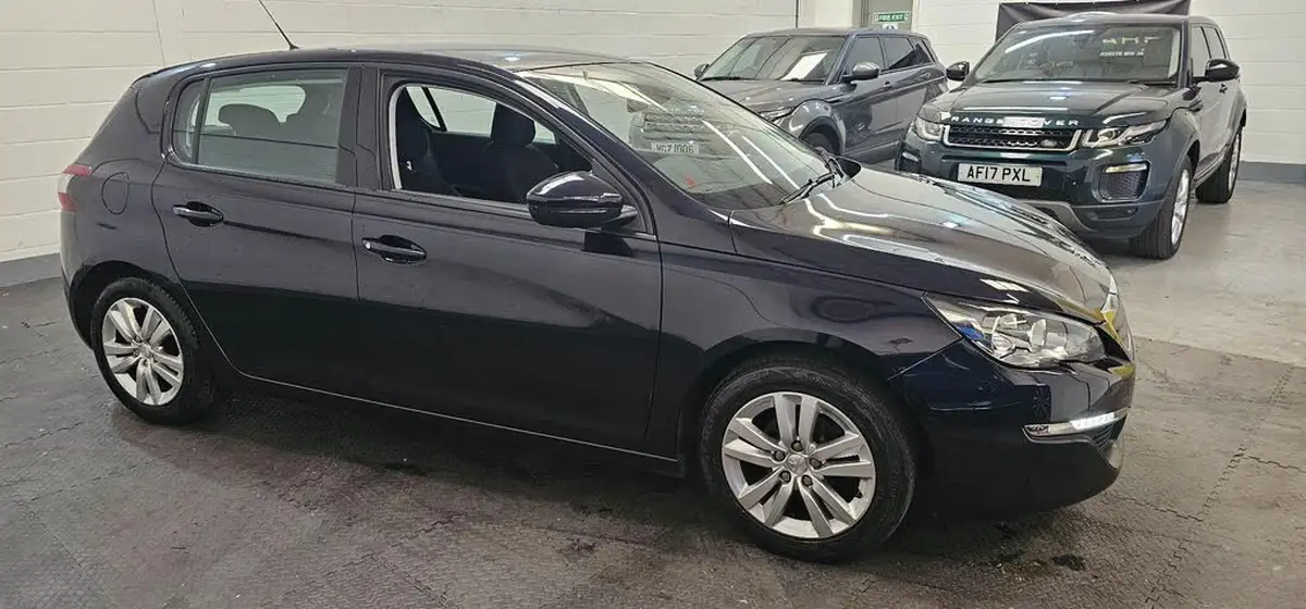 2016-peugeot-308-12-puretech-active-110bhp-big-5