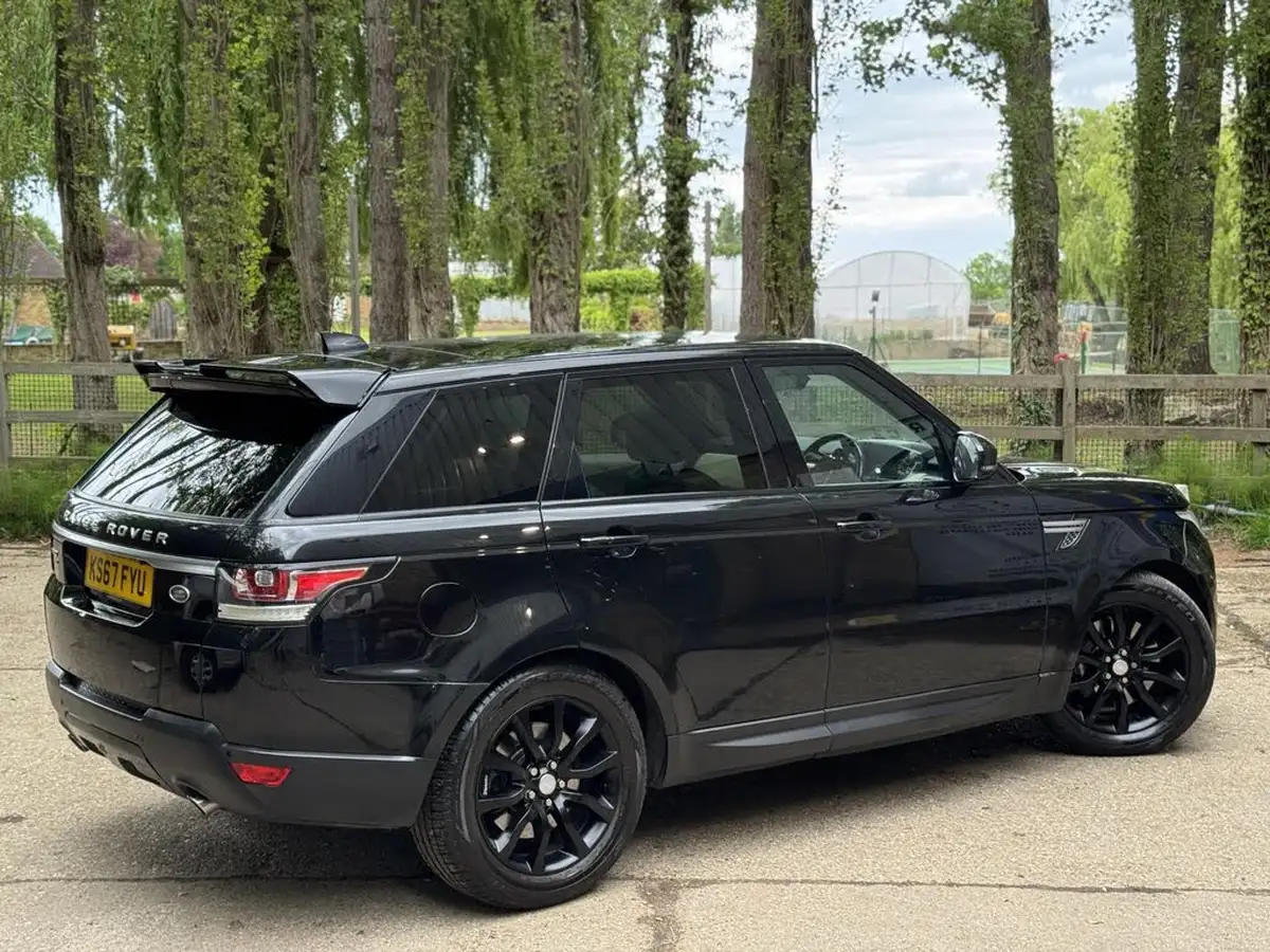2018-land-rover-range-rover-sport-30-sd-v6-hse-sd-v6-big-33