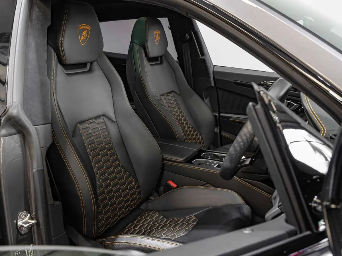 2021-lamborghini-urus-40-no-trim-big-1