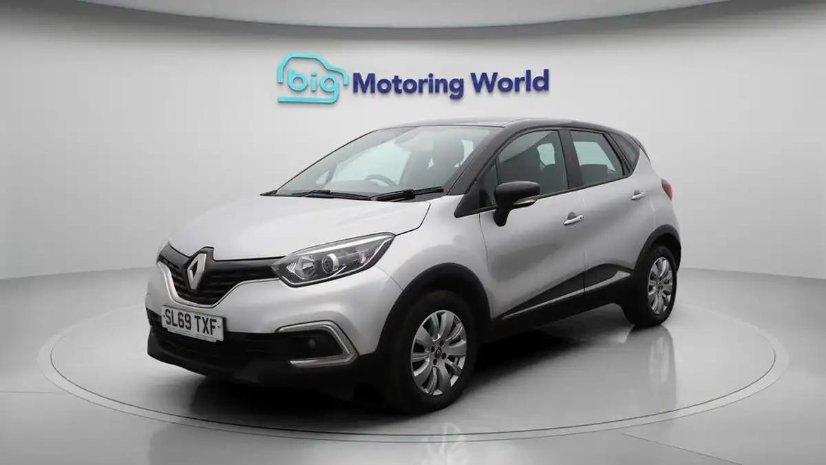 2020-renault-captur-09-tce-play-big-3