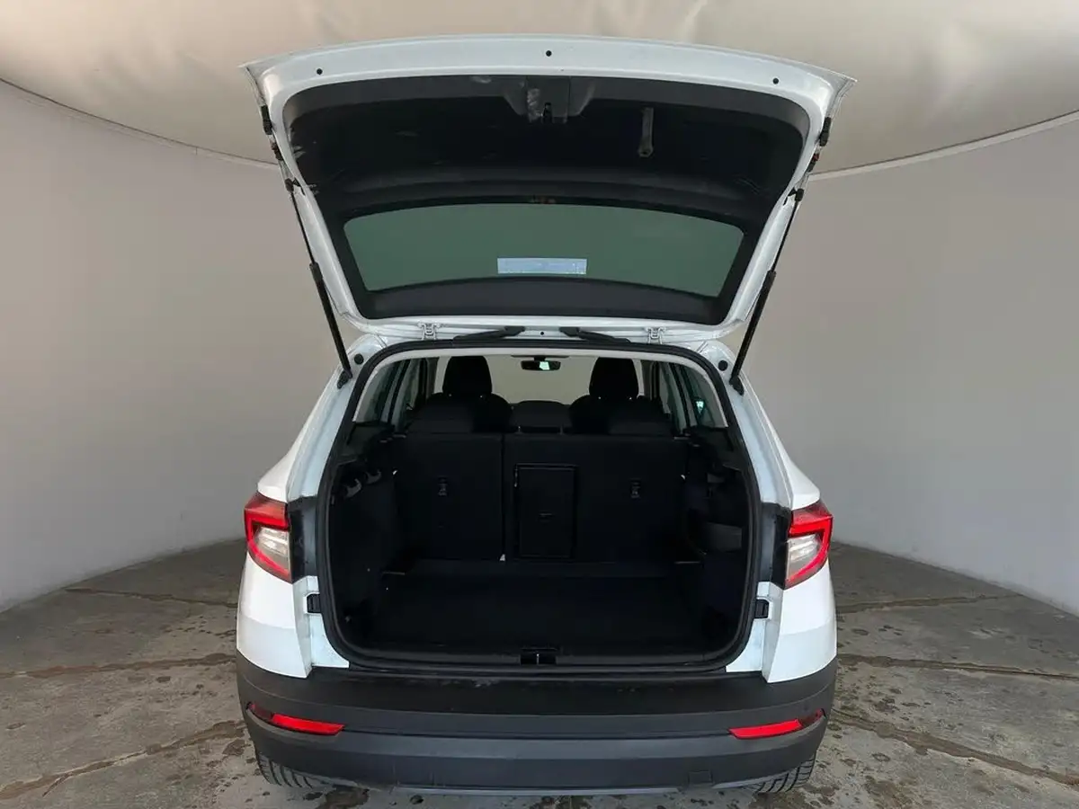 2021-skoda-karoq-15-tsi-se-big-32