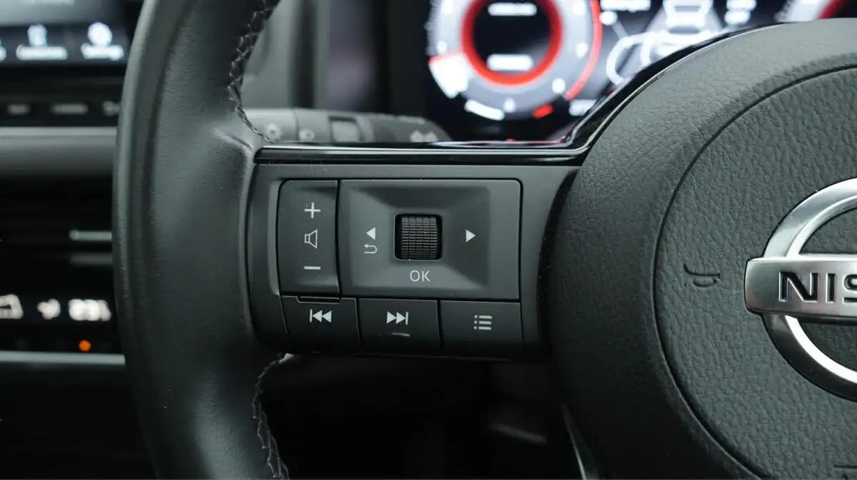 2022-nissan-qashqai-13-dig-t-n-connecta-140ps-big-23