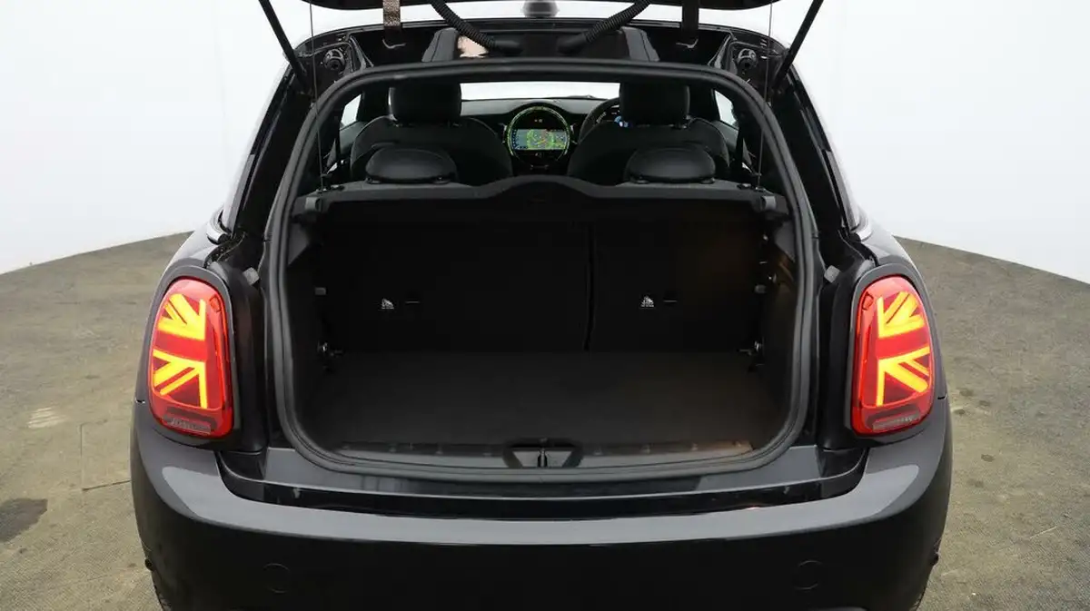 2022-mini-cooper-e-cooper-s-2-big-16