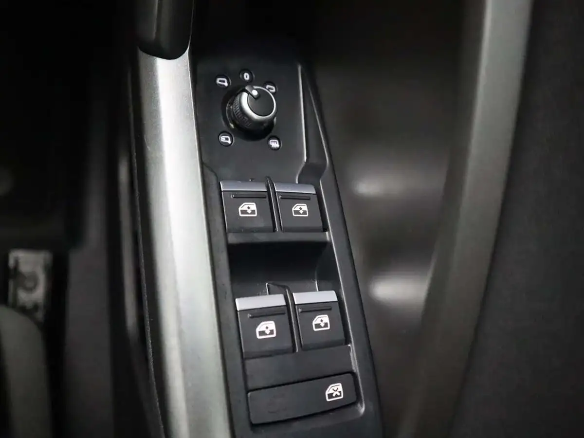 2022-audi-q3-15-35-tfsi-s-line-cod-sportback-tronic-big-38