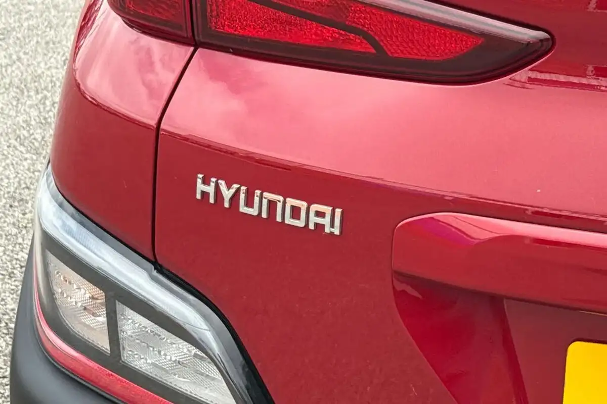 2022-hyundai-kona-16-gdi-se-connect-big-30