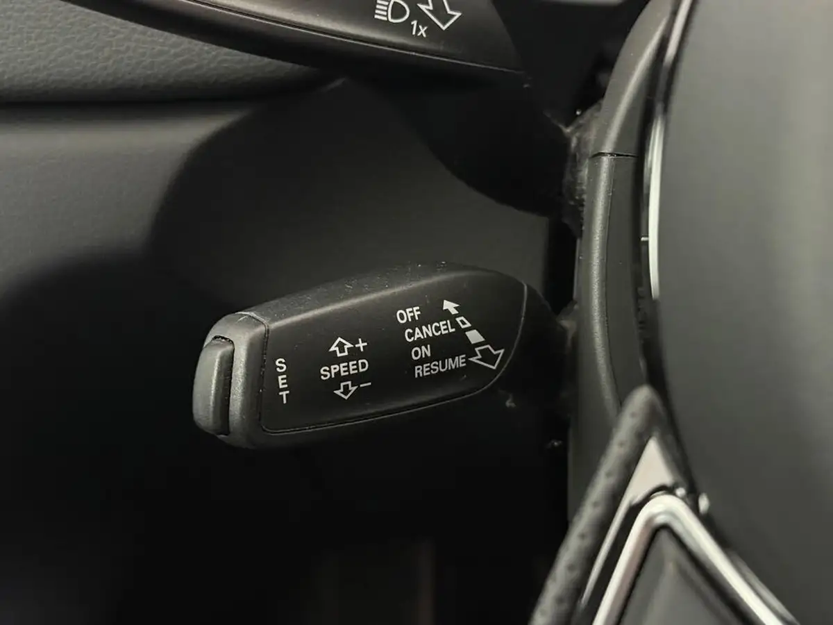 2018-audi-q3-20-tdi-quattro-s-line-edition-150ps-big-29