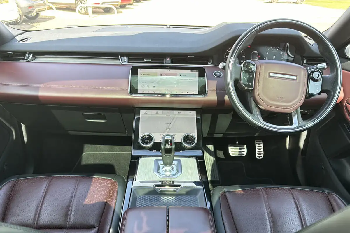 2019-land-rover-range-rover-evoque-20-p250-r-dynamic-hse-big-8