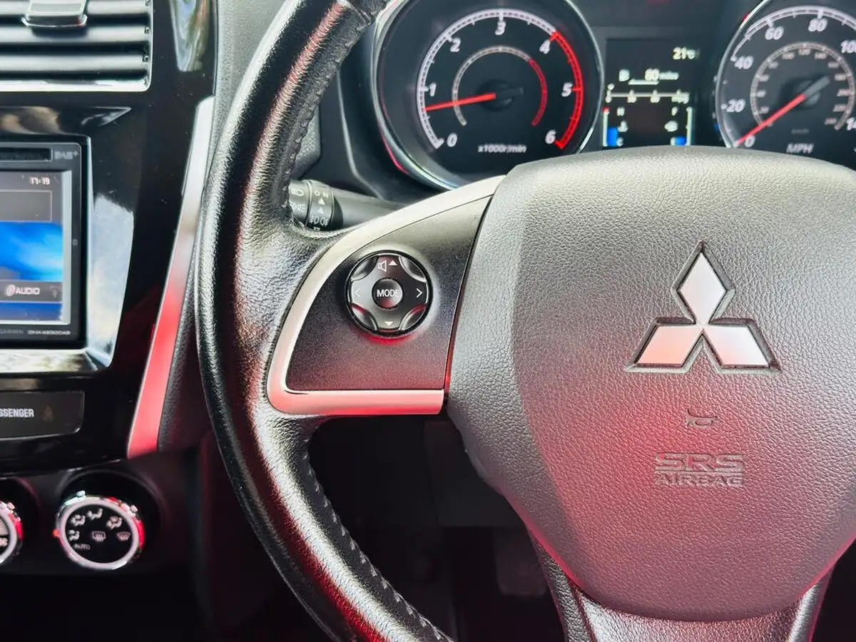 2015-mitsubishi-asx-18td-4-big-45