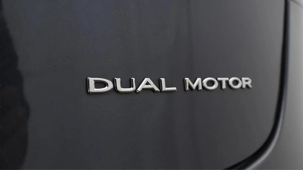 2021-tesla-model-3-e-long-range-awd-big-20