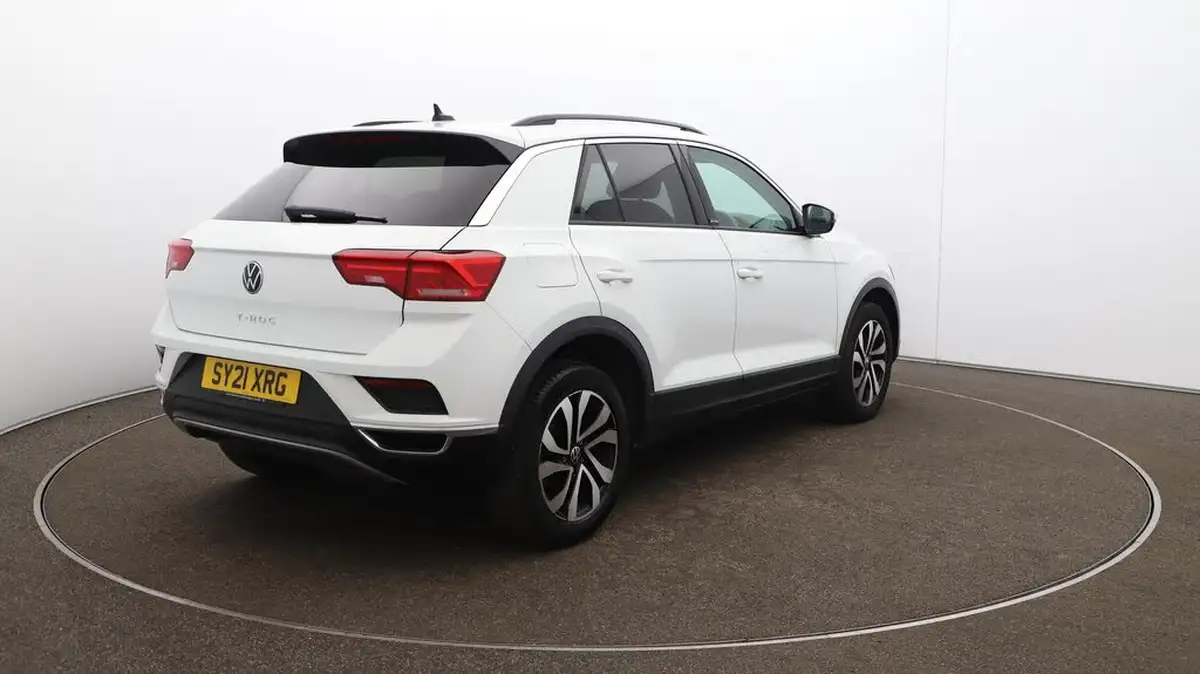 2021-volkswagen-t-roc-15-tsi-active-hatchback-5d-big-54