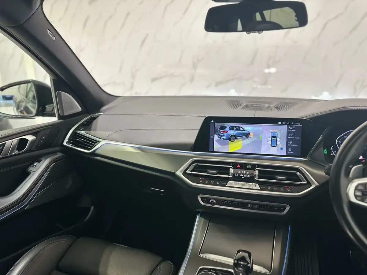 2021-bmw-x5-30-xdrive-45e-m-sport-big-51