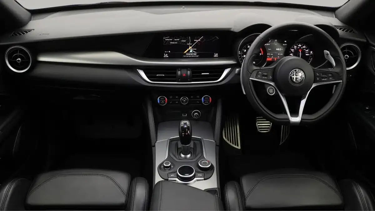 2018-alfa-romeo-stelvio-20-milano-ss-big-13