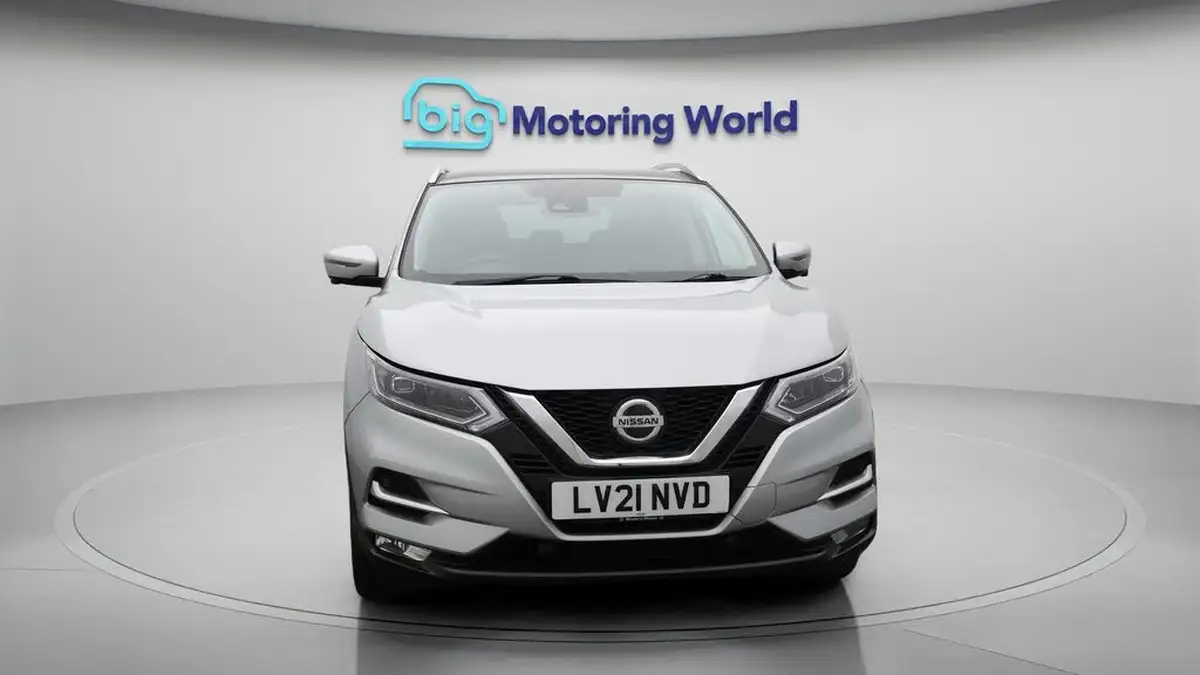 2021-nissan-qashqai-13-dig-t-n-motion-140ps-big-2