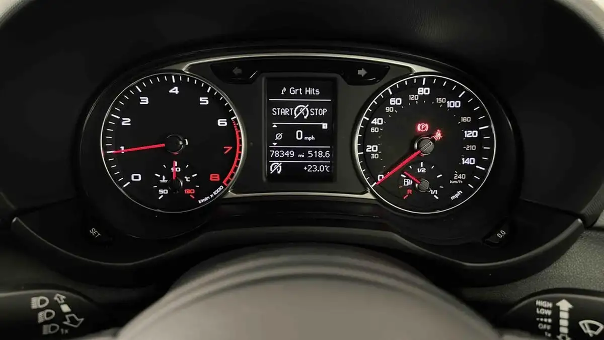 2016-audi-a1-10-tfsi-sport-hatchback-3d-big-8