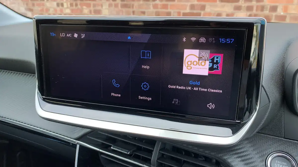 2024-peugeot-208-12-puretech-allure-big-31