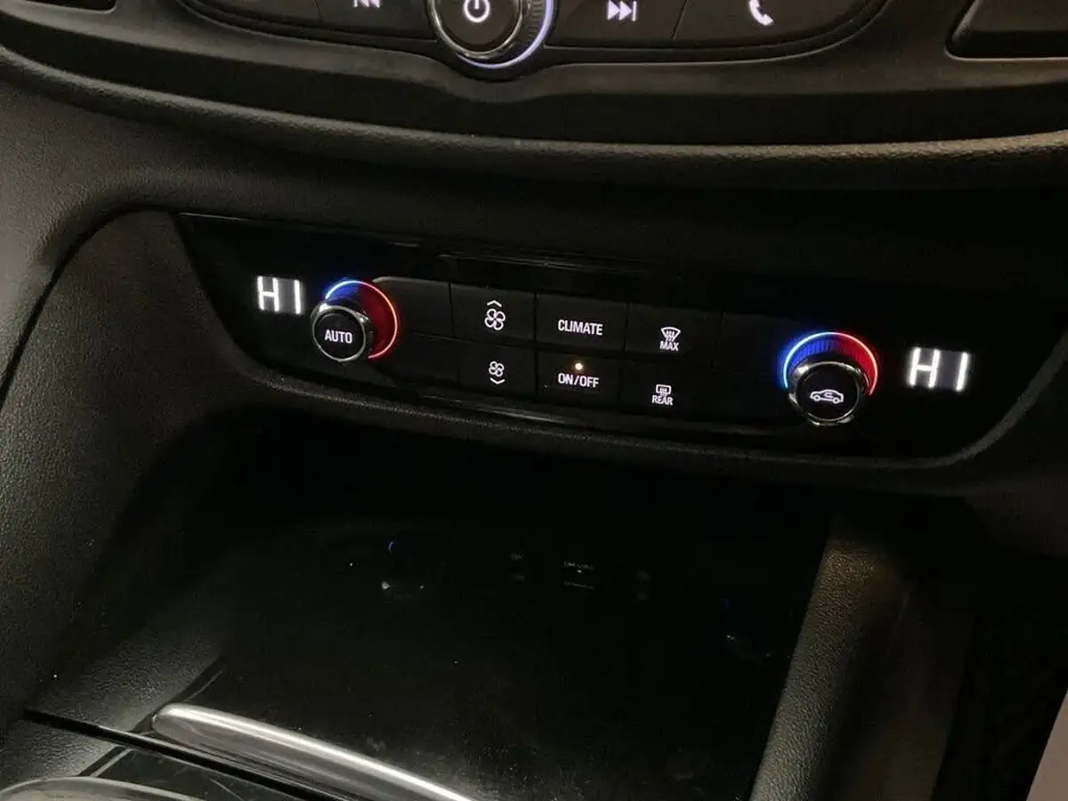 2021-vauxhall-insignia-grand-sport-15-turbo-d-se-nav-big-44