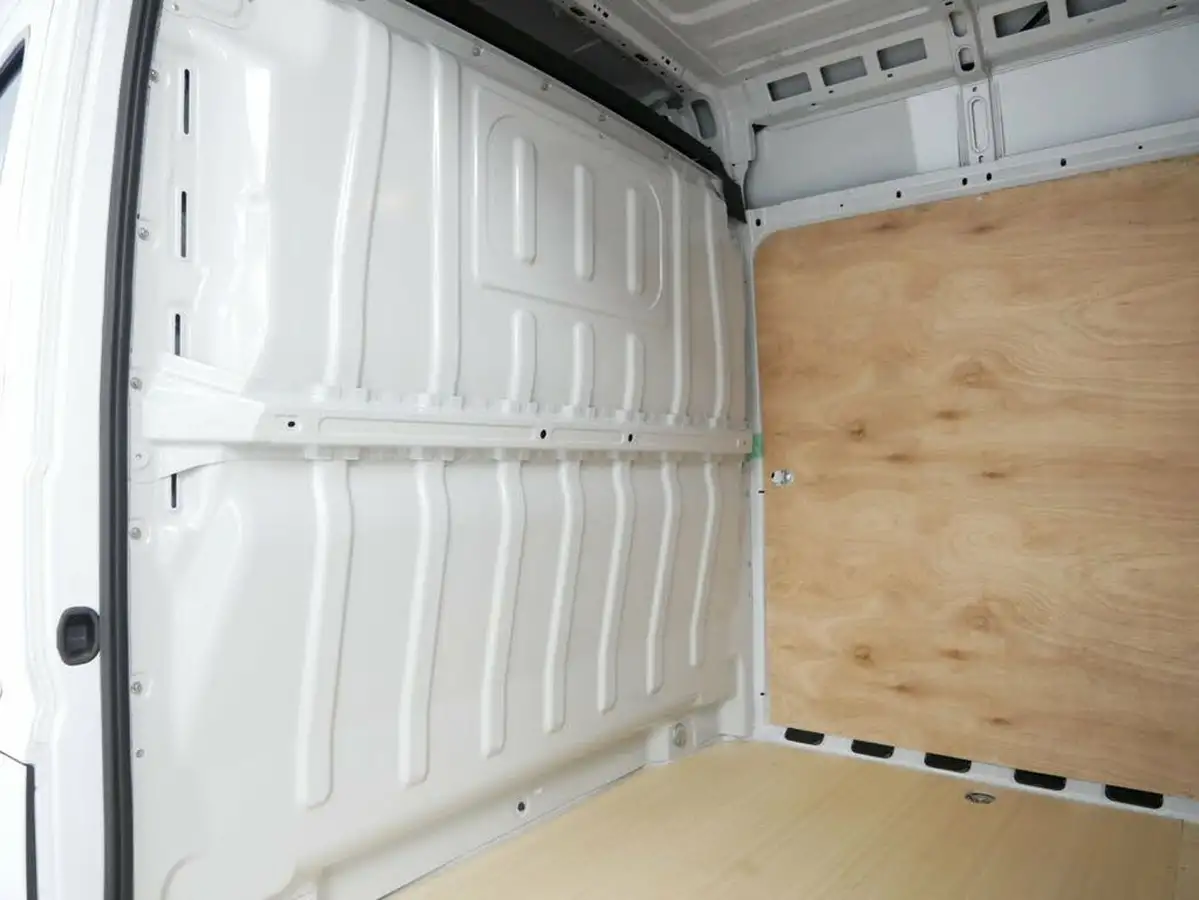 2023-citroen-relay-22bluehdi-35-l3h2-enterprise-edition-panel-big-21