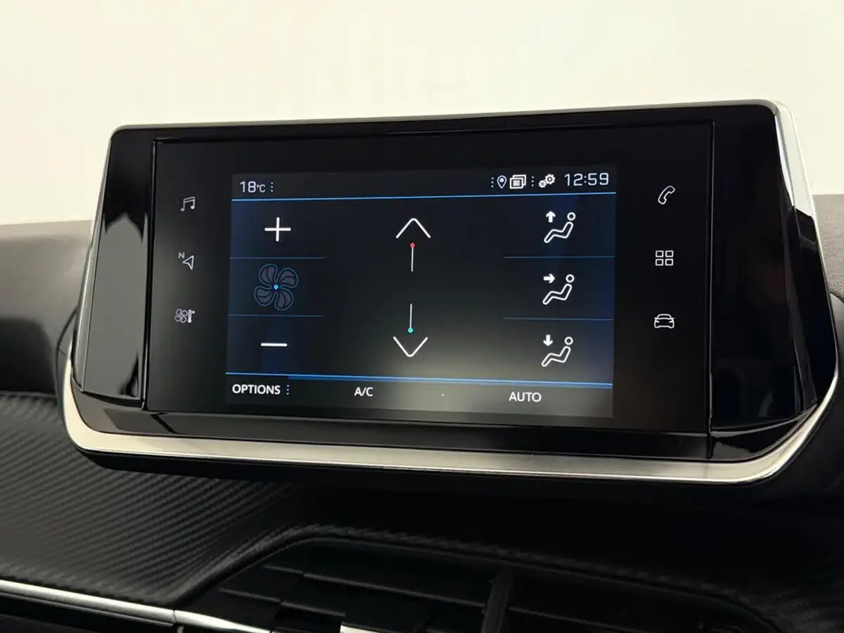 2023-peugeot-208-12-puretech-allure-premium-130ps-eat8-big-27