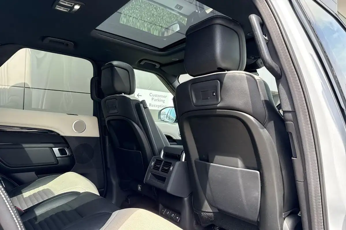 2021-land-rover-discovery-30-d250-r-dynamic-se-250ps-big-74