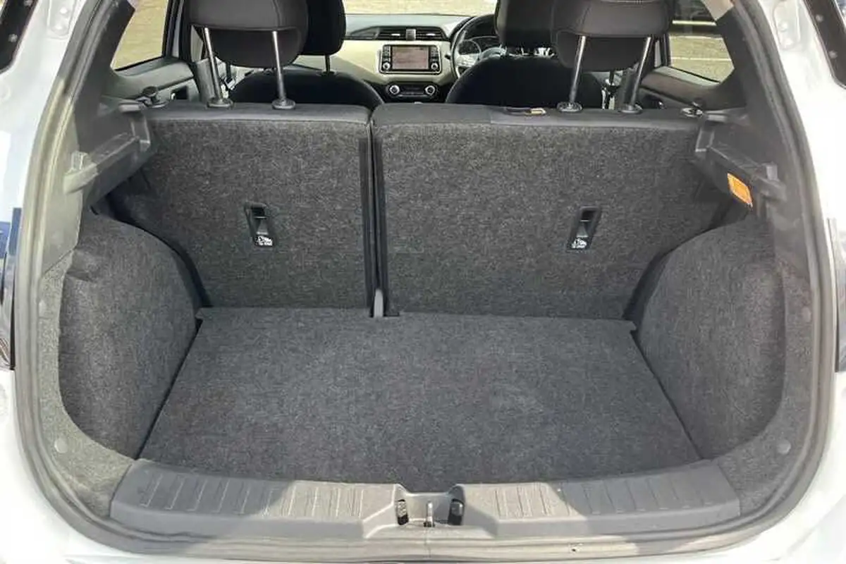 2021-nissan-micra-10-ig-t-tekna-big-24