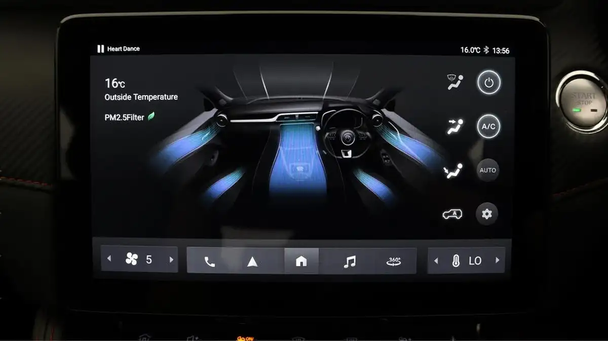 2024-mg-zs-suv-e-se-ev-176ps-big-12