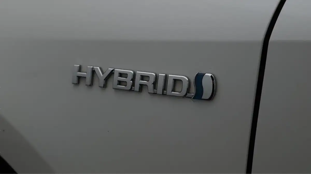 2020-toyota-corolla-20-vvt-i-design-spare-wheel-touring-sports-big-20