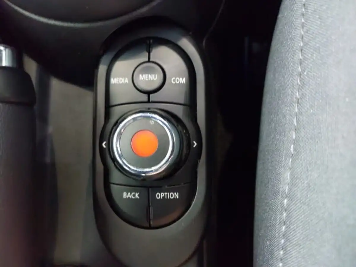 2020-mini-cooper-15-cooper-sport-hatchback-5d-big-18