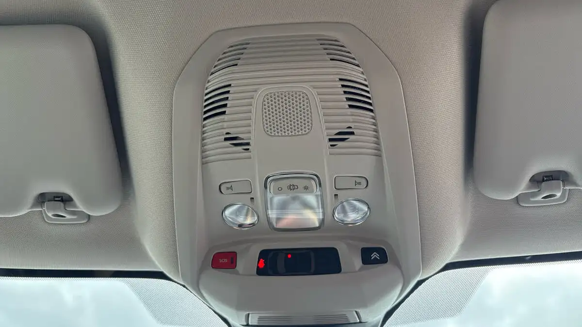 2021-citroen-c5-aircross-12-puretech-shine-big-37