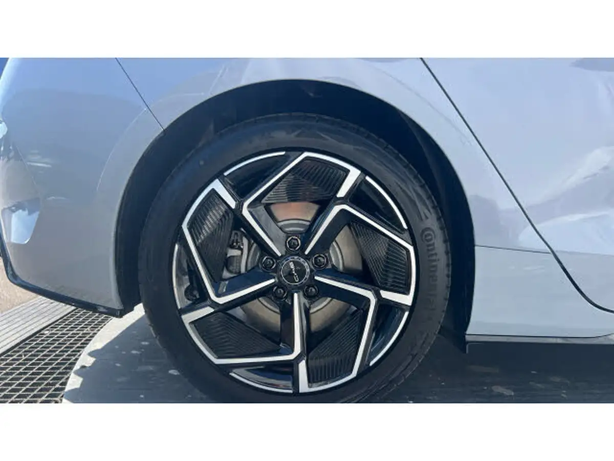 2025-byd-seal-e-excellence-big-6