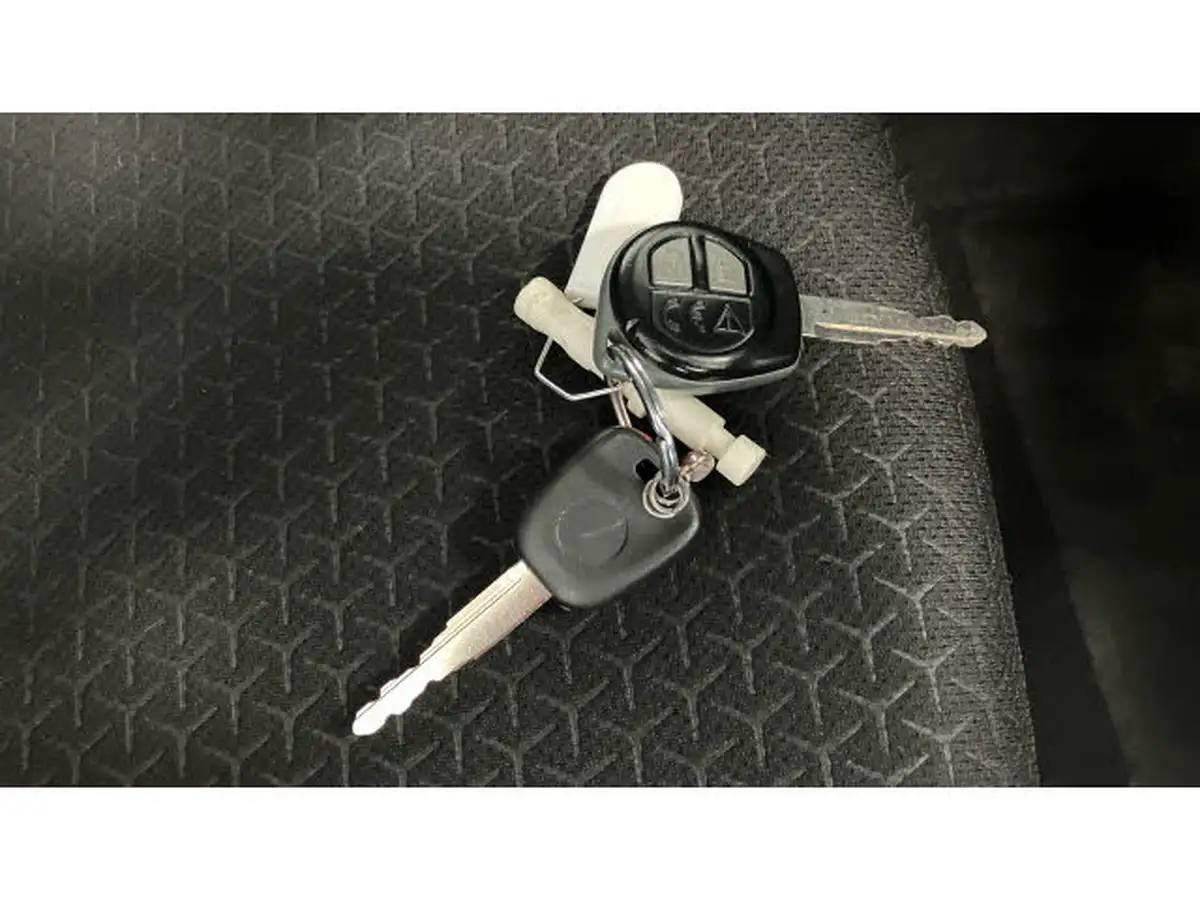 2021-suzuki-swift-12-dualjet-sz-l-big-19