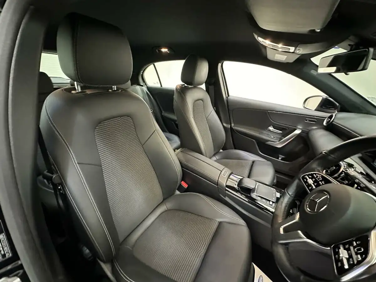 2019-mercedes-benz-a-class-20d-a200d-sport-hatchback-5d-big-10