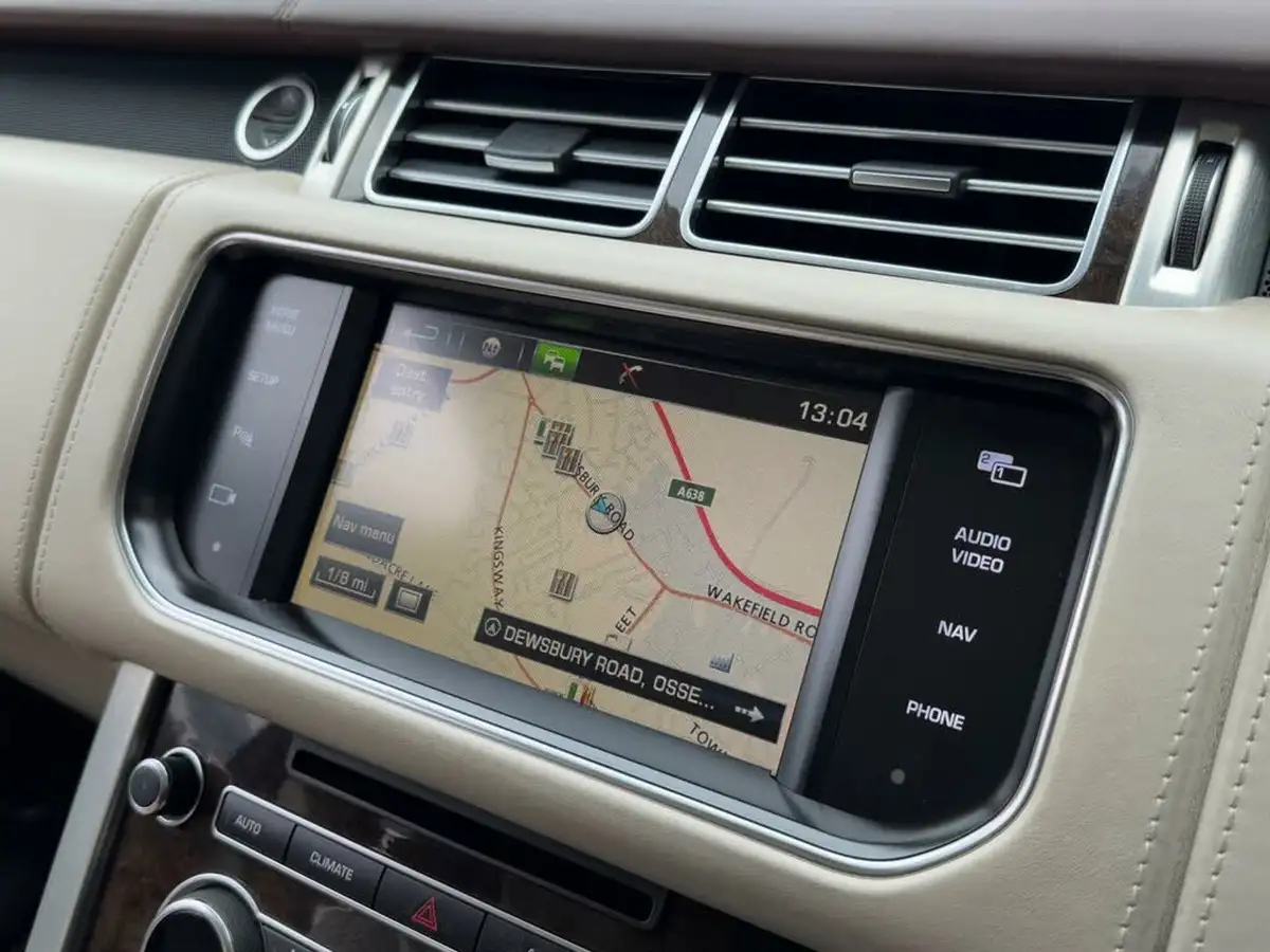 2014-land-rover-range-rover-44-sdv8-autobiography-44sd-v8-339bhp-ss-station-wagon-big-27