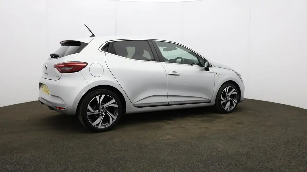 2021-renault-clio-10-tce-rs-line-100bhp-big-57