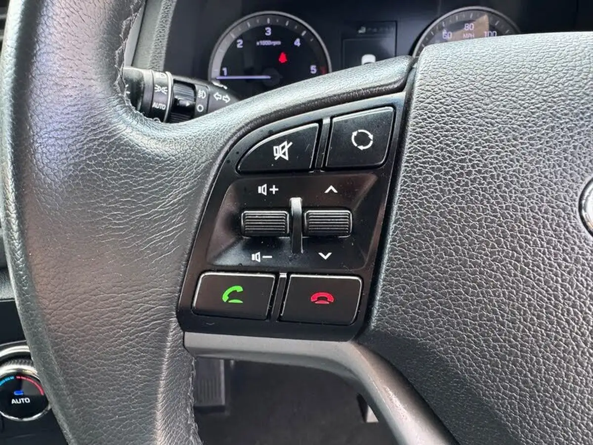 2015-hyundai-tucson-20crdi-blue-drive-premium-big-33