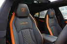 2024-lamborghini-urus-40-no-trim-small-2