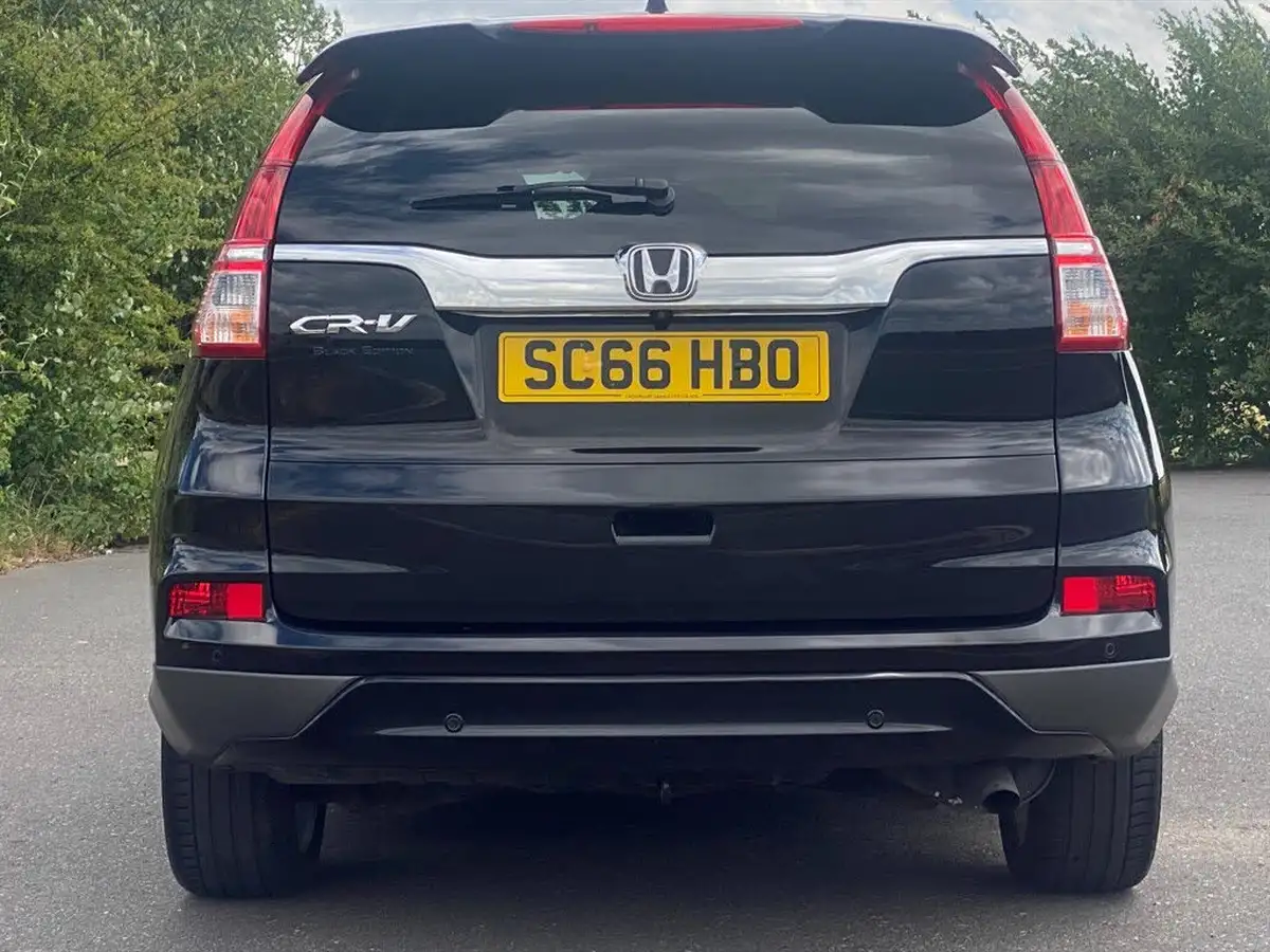2016-honda-cr-v-20-i-vtec-black-edition-ss-big-13