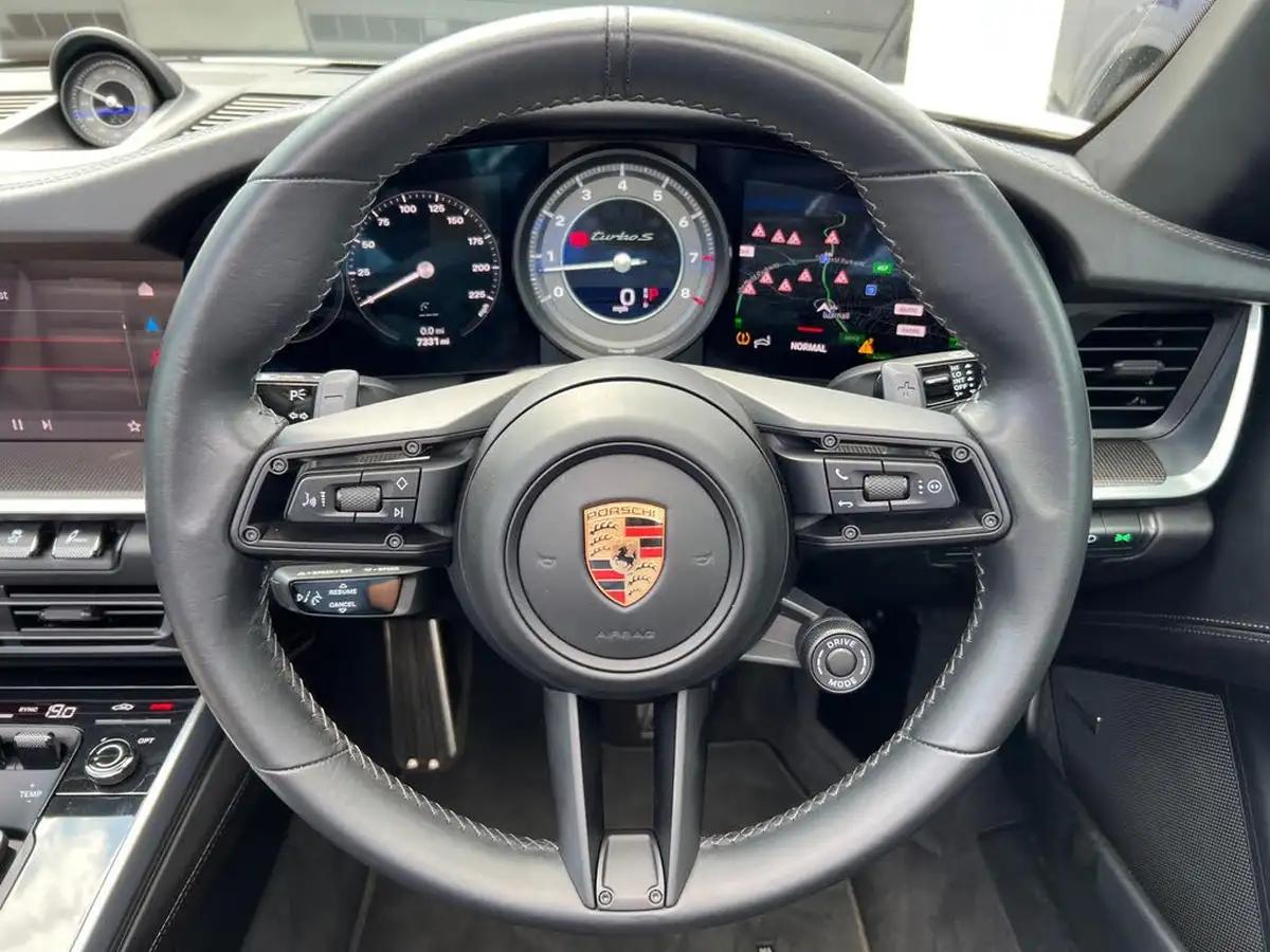 2023-porsche-911-38-turbo-s-awd-turbo-cabriolet-big-16