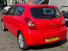 2010-hyundai-i20-14-style-small-3
